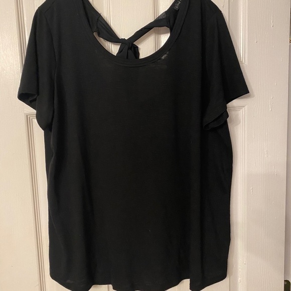 Black Tee with blue embroidery - Picture 3 of 3